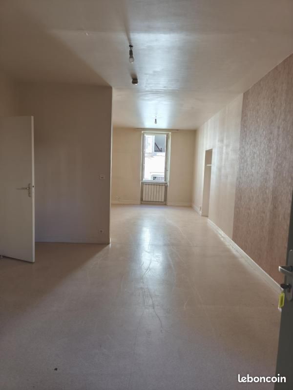 Appartement 2 pièces 53 m² · à Millau · 53 m² · 59 000 €