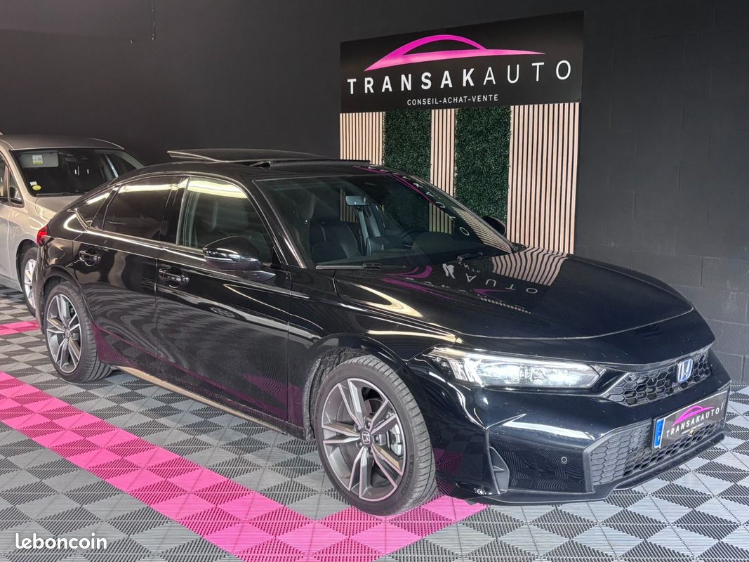 HONDA CIVIC E:HEV 2.0 i-MMD Advance - Toit Ouvrant / BOSE (image 1)