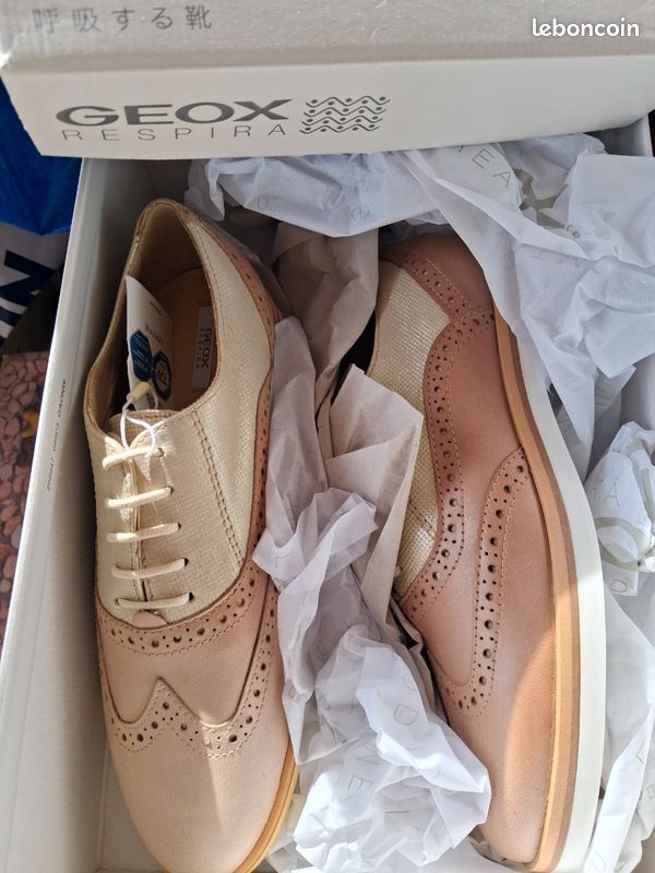 Chaussures Mixtes FCUK COUNTY Bleues - Taille UK 8 (environ EU 42) - Neufes Dans Boîte