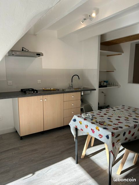 Appartement 2 pièces 46 m² · à Aubenas · 46 m² · 585 €/mois