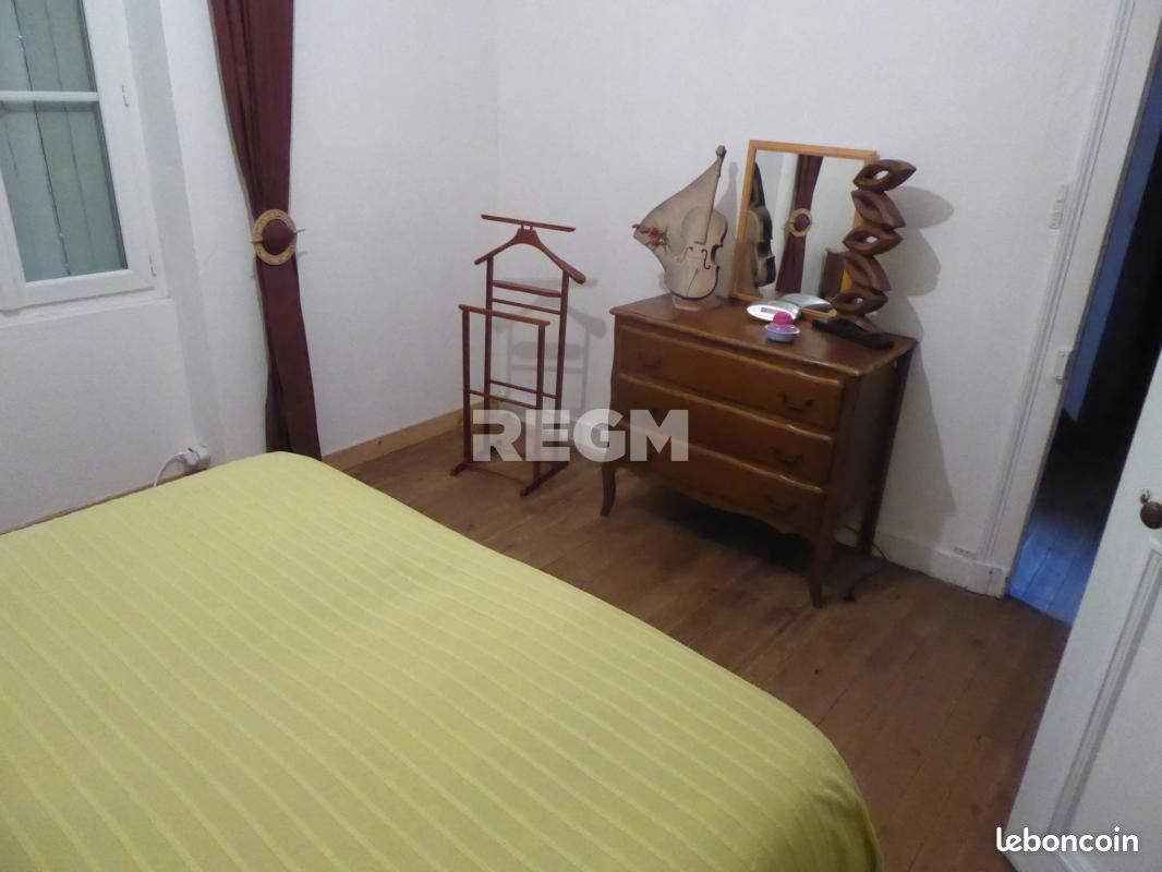 Maison 7 pièces 150 m² - Montmoreau 16190 -Saint-Cybard (image principale 3)