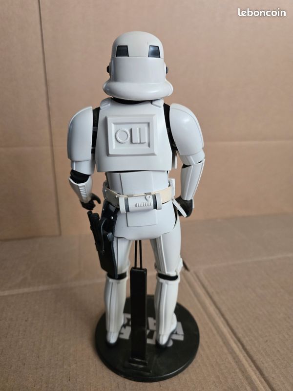 Star wars stormtrooper sideshow (image 2)