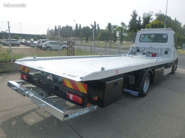 Iveco DAILY 70.180H DEPANNEUSE (image 4)