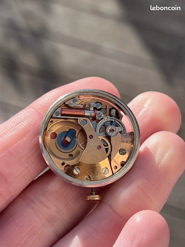 ANCIEN PETIT MOUVEMENT de MONTRE LIP R050 EUR 8,00