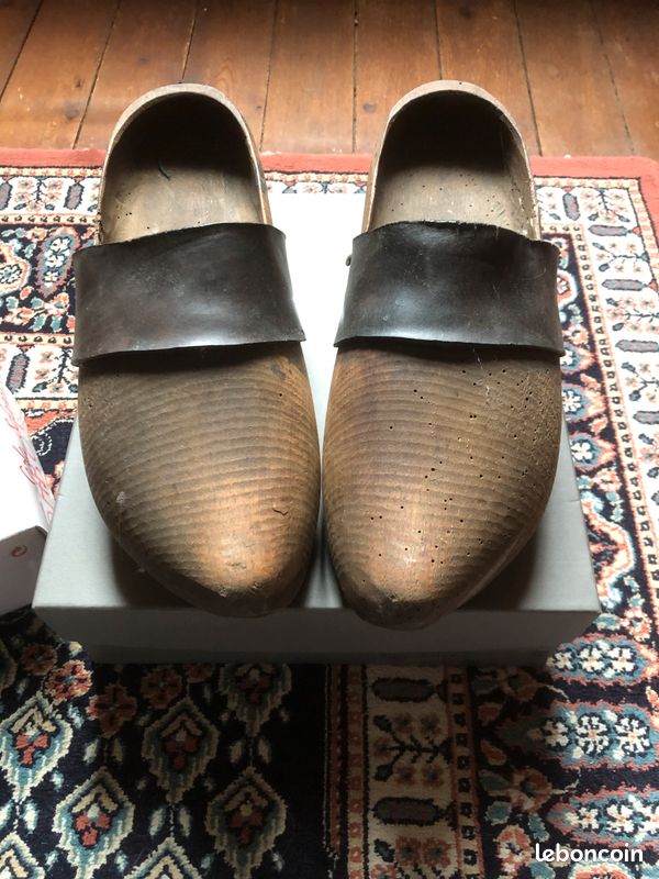 2 paires d'anciens mini sabots - Collection