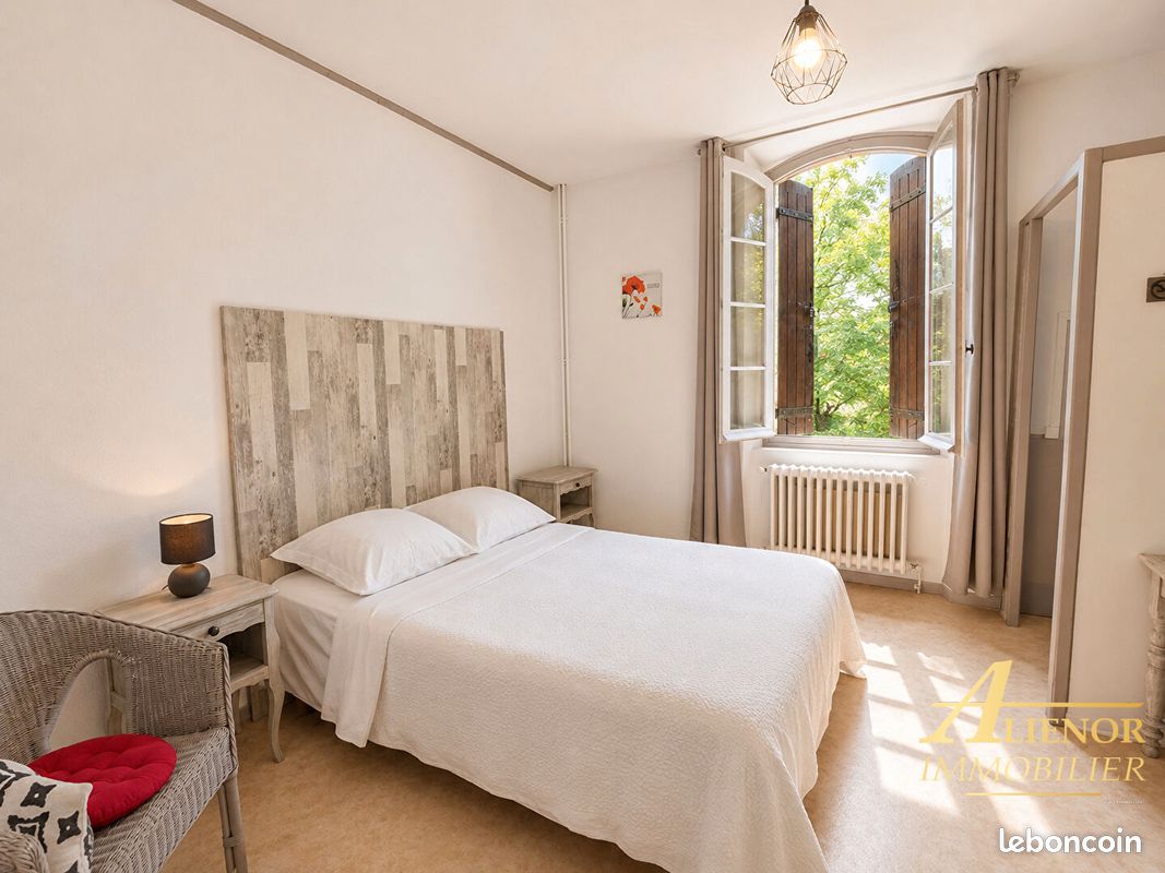 Gîte 30 pièces 800 m² (image 8)