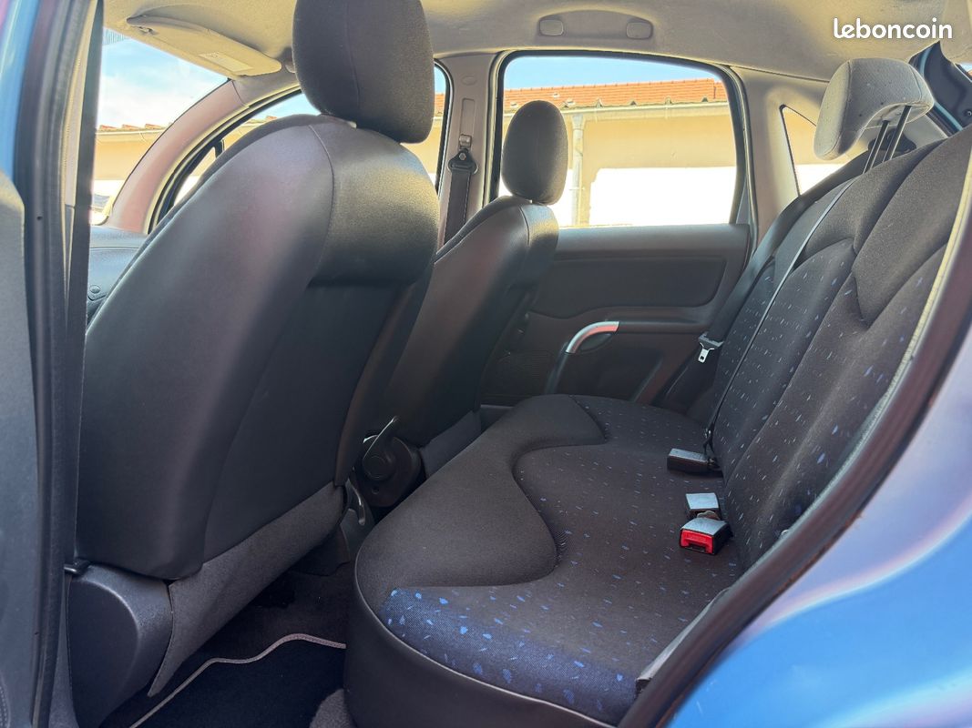 CITROEN C3 C3 1.4i Pack Ambiance (image 7)