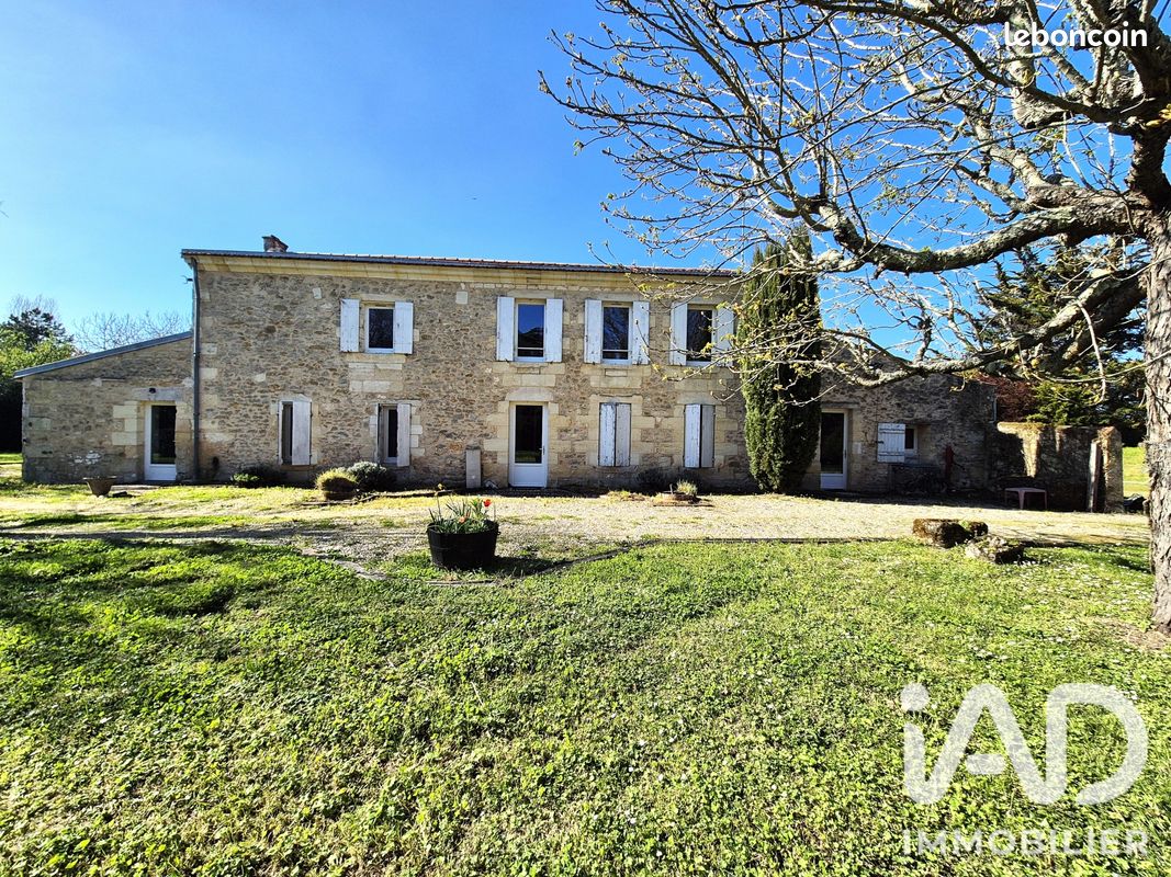 Maison 7 pièces 382 m² · à Blaye · 382 m² · 630 000 €
