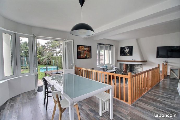 Maison 7 pièces 143 m²