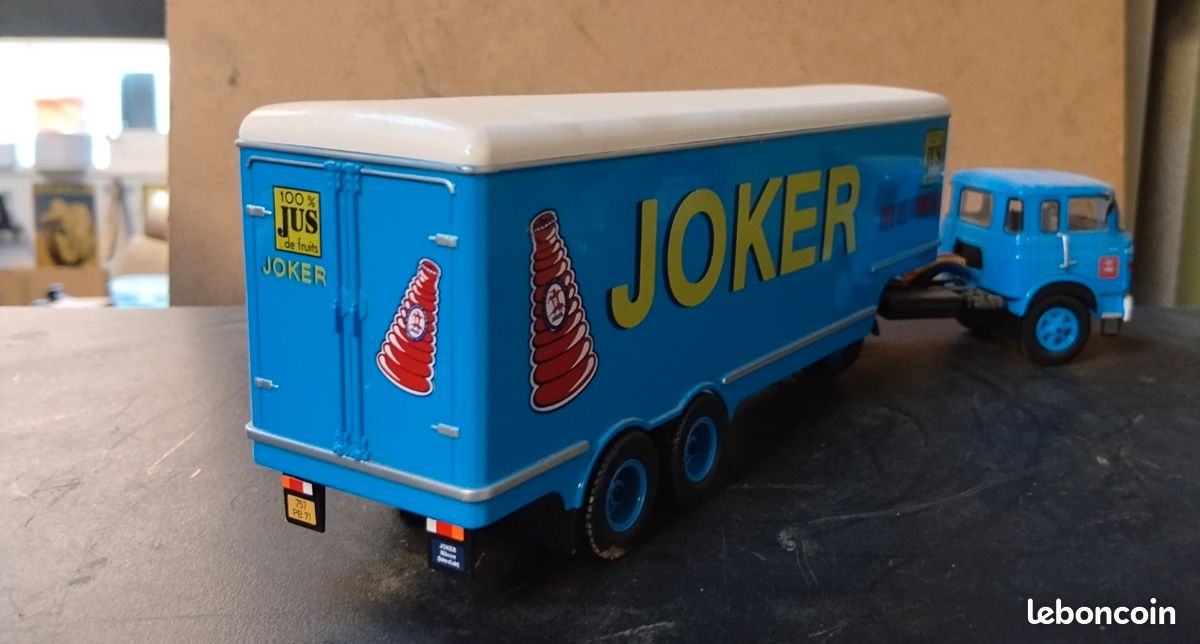 GC2491 IXO / 2 BERLIET TR 12 Semi Frigo JUS DE FRUIT JOKER 1954 – 1/43 Métal, Occasion