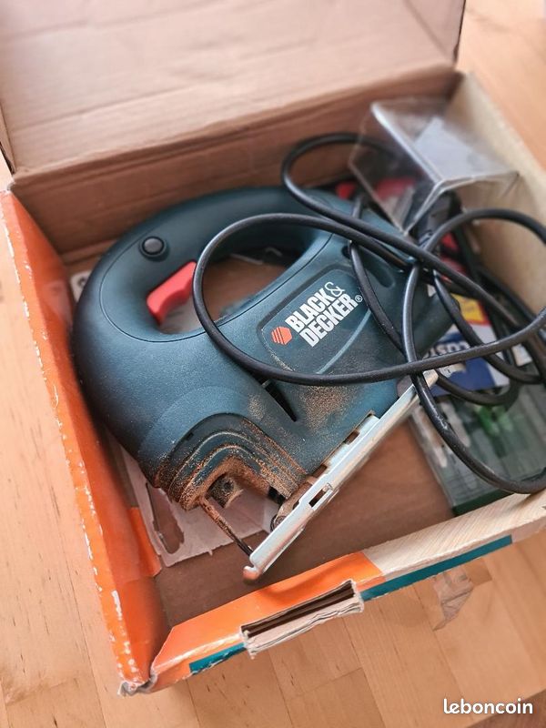 Scie sauteuse black & decker (image 4)