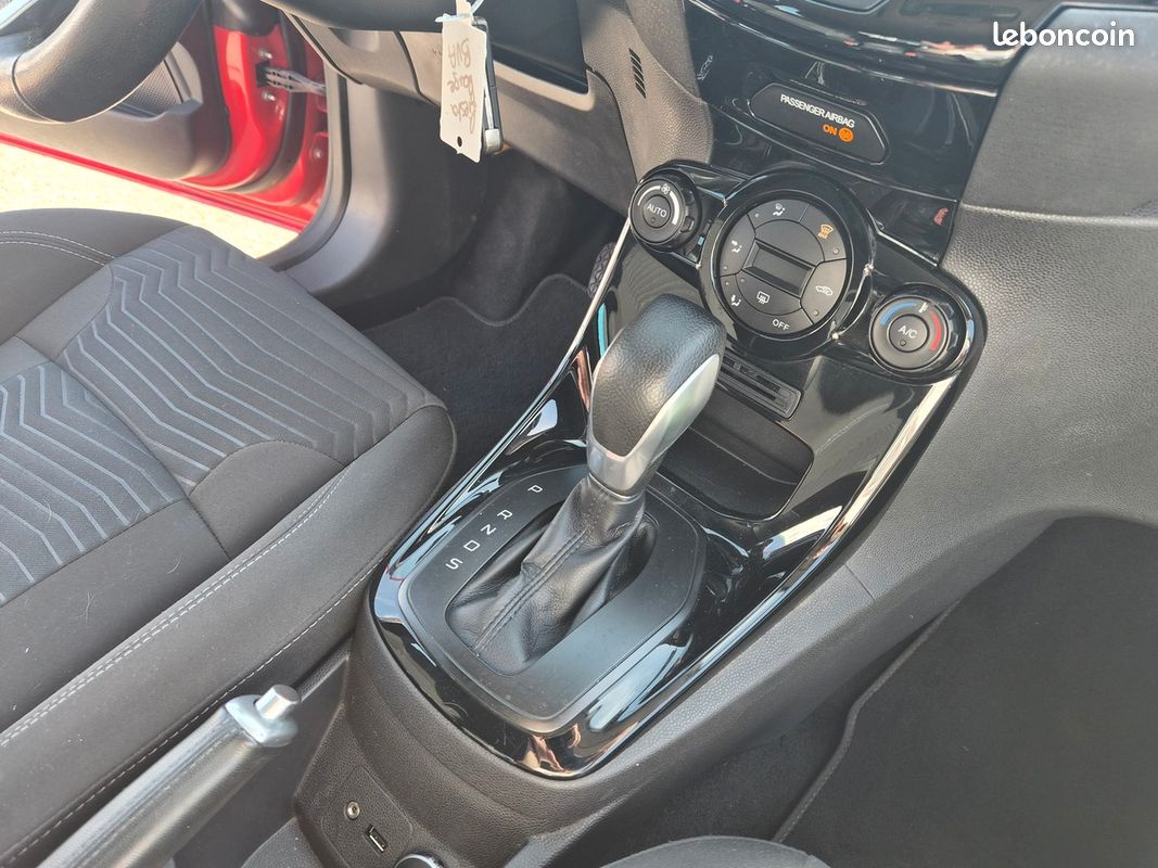 Ford Fiesta V (2) 1.0 ECOBOOST 100 TITANIUM POWERSHIFT 5P (image 11)
