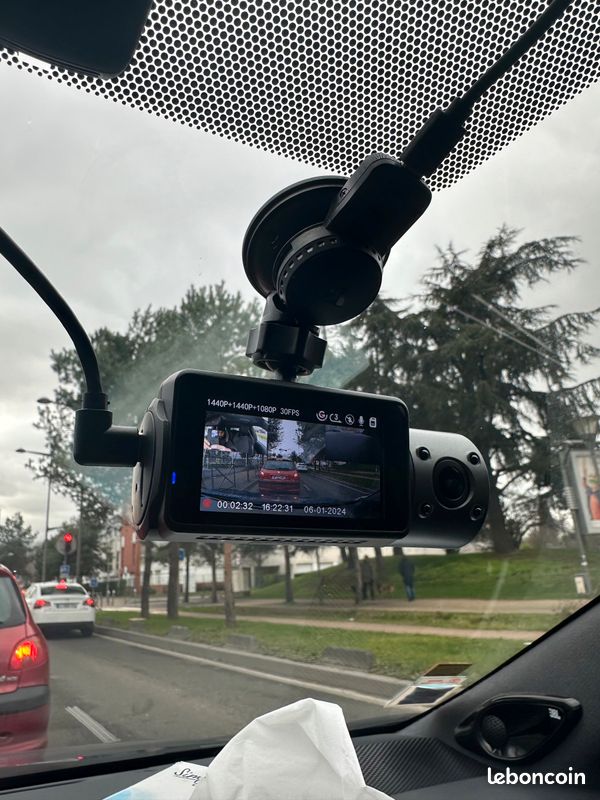 VANTRUE N4 Triple Dashcam Voiture 2.5K+2.5K+1080P, Camera Embarquée 4k HDR  30FPS Avant et Arrière, 3 Canuax 360 Degrés 24h. Mode Parking Jour et Nuit,  Vision Nocturne IR, WDR 2.45 Max 512Go 