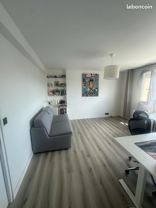 Appartement 1 pièce 34 m² · à Suresnes · 34 m² · 250 000 €
