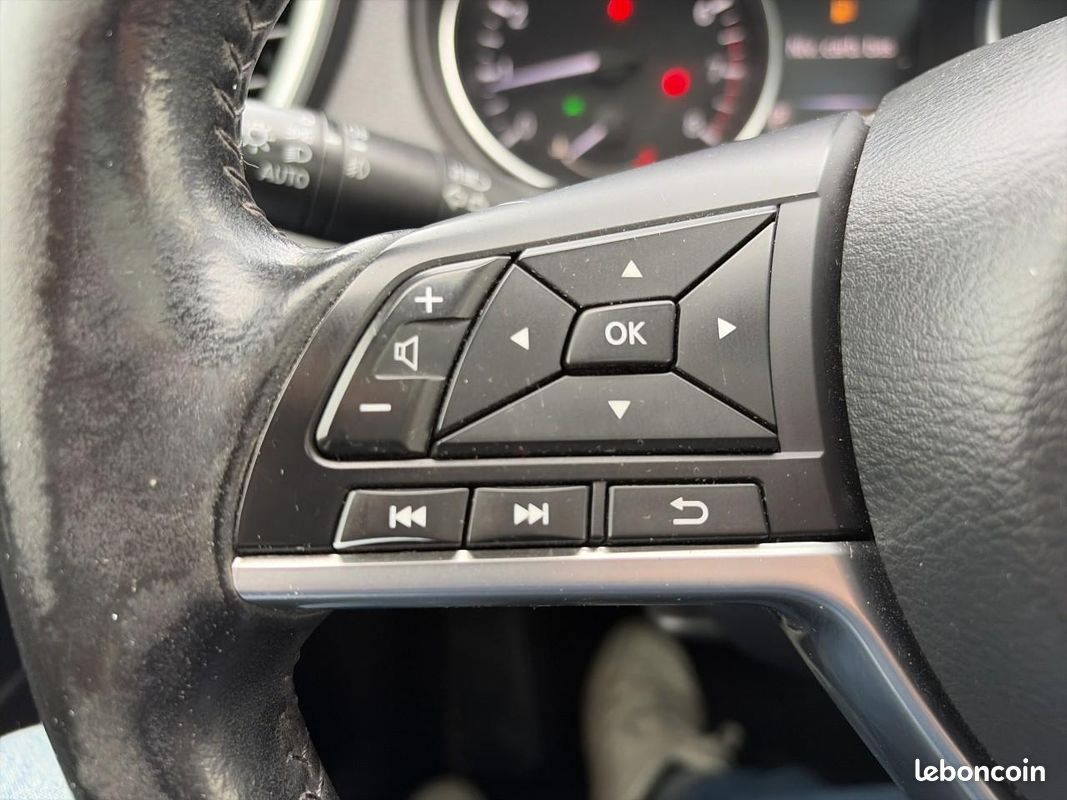 NISSAN QASHQAI 1.2 dig-t 115 tekna xtronic (image 19)