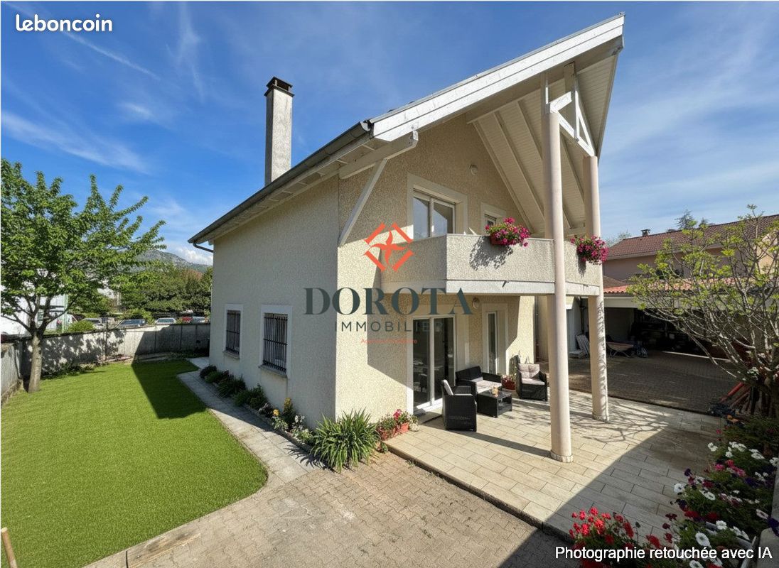 Maison 7 pièces 170 m² · à Fontaine · 170 m² · 495 000 €