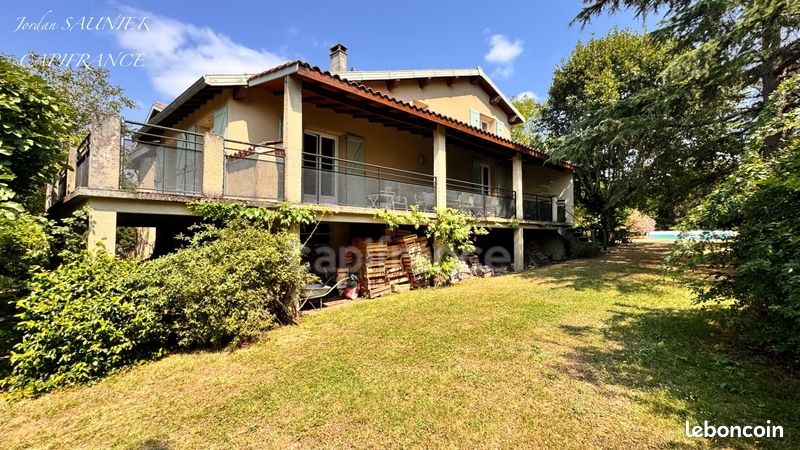 Maison 10 pièces 230 m² · à Revel · 230 m² · 295 000 €