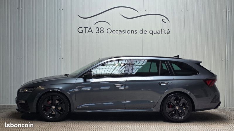 Skoda OCTAVIA COMBI 2.0 TDI 200CH RS DSG7 (image 4)