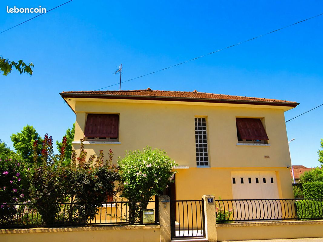 Maison 4 pièces 95 m² · à Bourg-en-Bresse · 95 m² · 190 000 €
