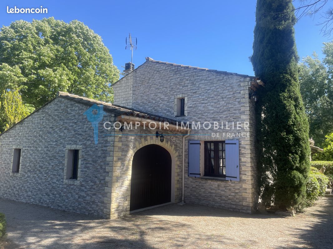 Maison 6 pièces 185 m² · à Gargas · 185 m² · 650 000 €