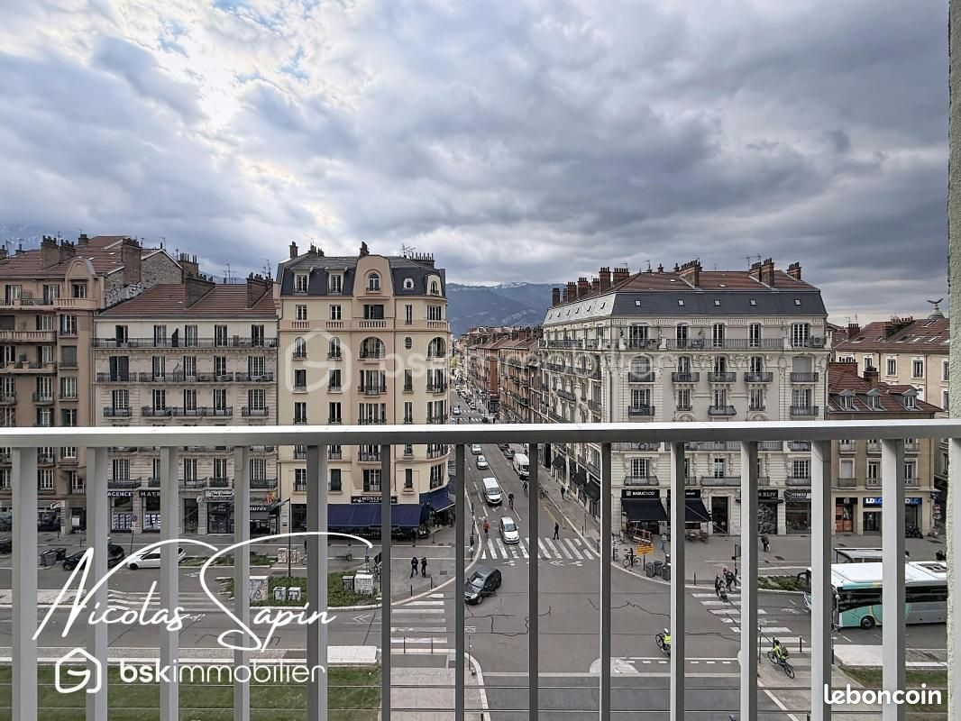 Appartement 3 pièces 66 m² · à Grenoble · 66 m² · 172 000 €