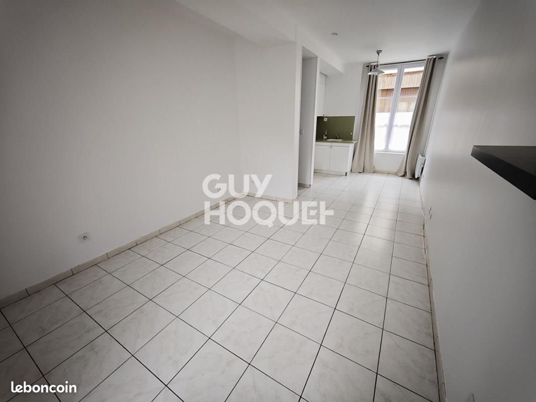 Appartement 1 pièce 25 m² · à Clermont · 25 m² · 550 €/mois