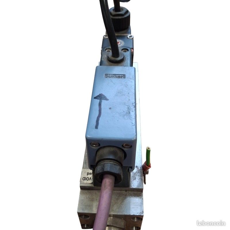 BURKERT 8742 00384655 Régulateur débit / Débitmètre massique (image 4)