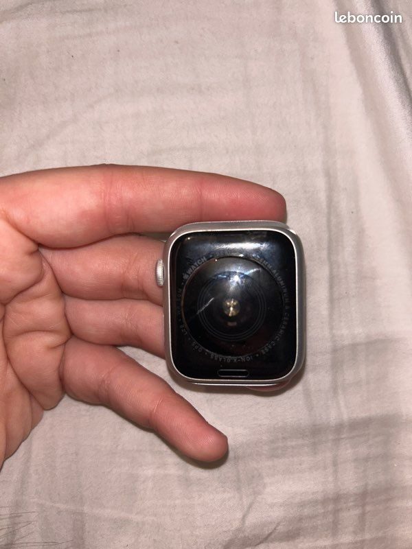 Apple Watch Serie 4 44mm (image 3)