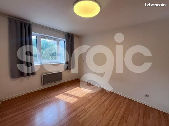 Appartement 1 pièce 18 m² · à Lille · 18 m² · 443 €