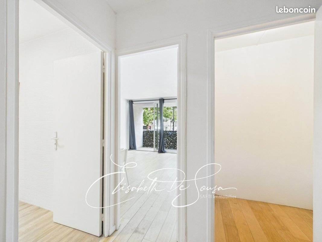 Studio 1 pièce 30 m² (image 9)