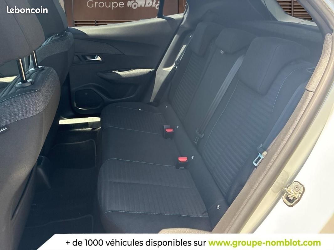 Peugeot 2008 PureTech 100 S&S BVM6 Style (image 12)