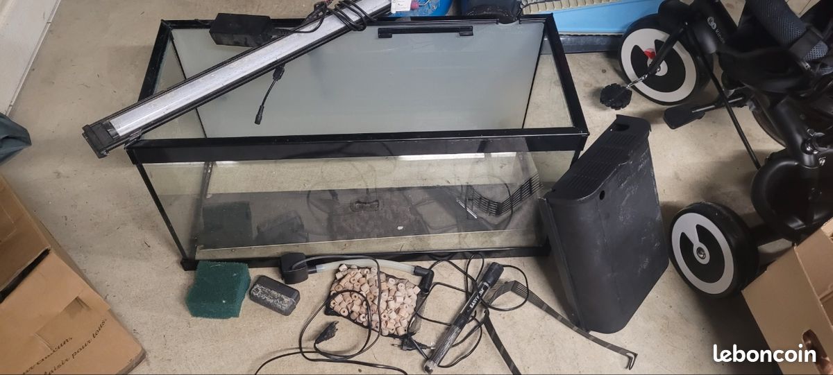 Aquarium 100L (image 1)