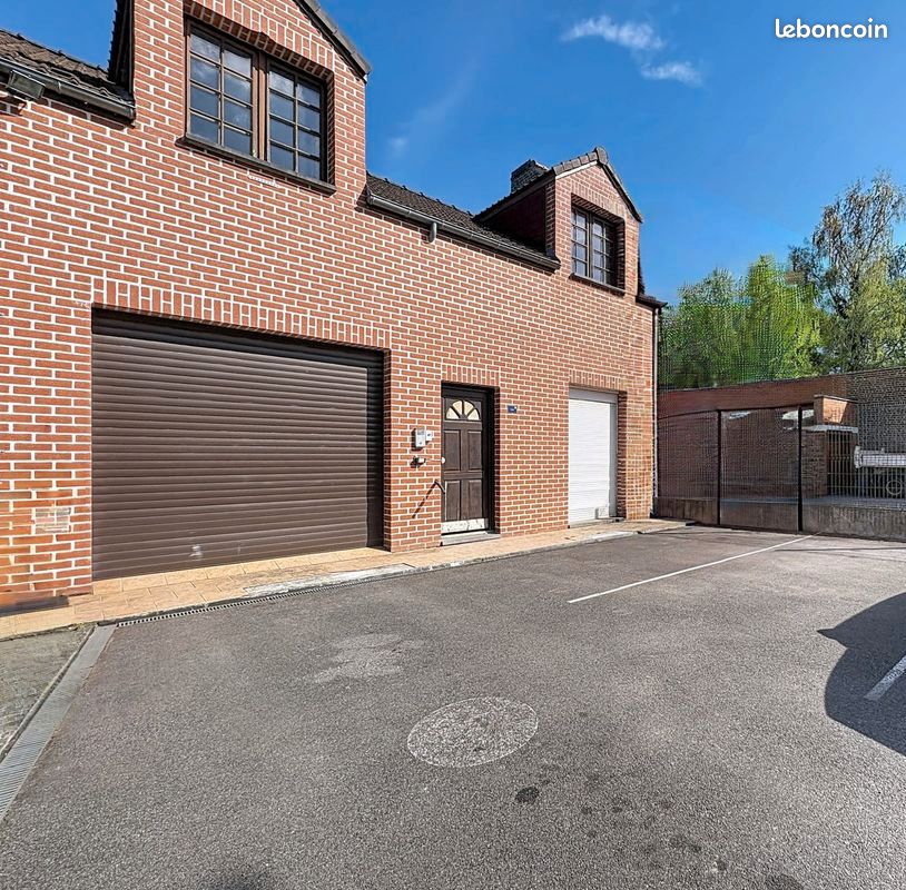 Local commercial 4 pièces 95 m² · à Condé-sur-l'Escaut · 95 m² · 124 000 €