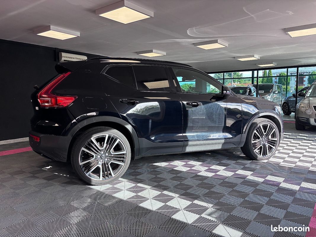 VOLVO XC40 T5 Recharge 180+82 ch DCT7 R-Design (image 2)