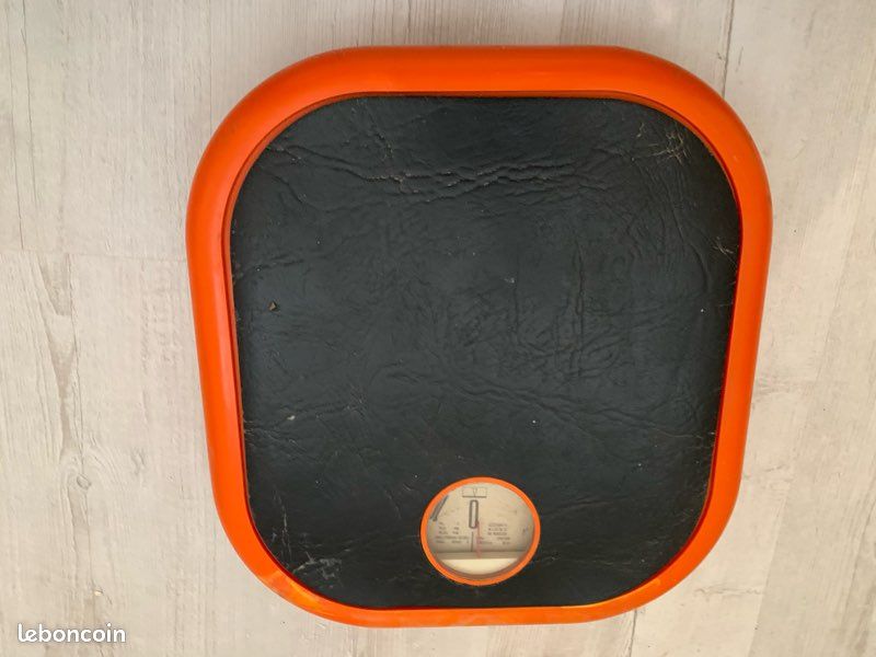 Pèse personne vintage TERRAILLON (image 1)
