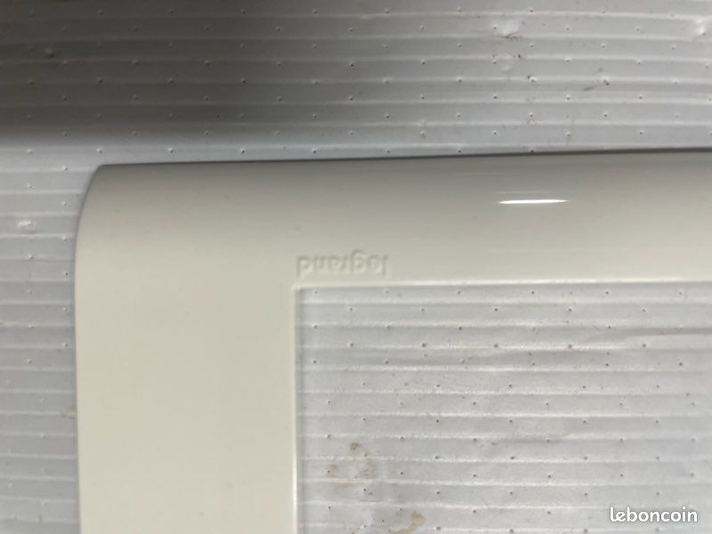 Lot de prises et interrupteurs Legrand (image 3)