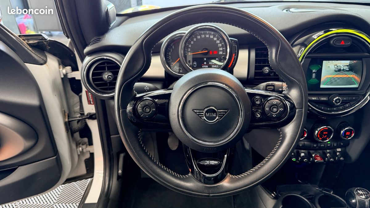 MINI MINI 2.0 192CH PACK JCW / TOIT OUVRANT / CARPLAY / GARANTIE 6 MOIs (image 4)
