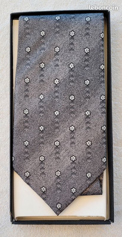 Lot de 10 cravates 100 % soie hand-made (image 11)