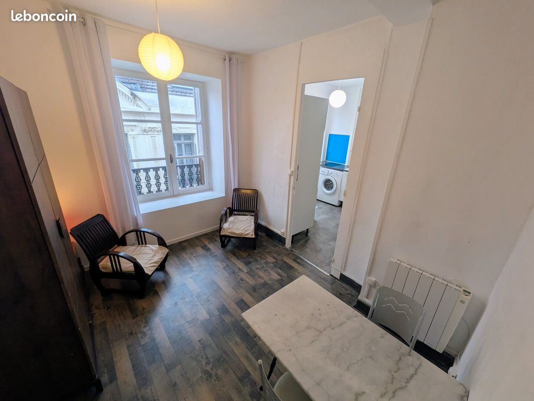 Appartement 2 pièces 27 m² · à Saint-Étienne · 27 m² · 450 €/mois