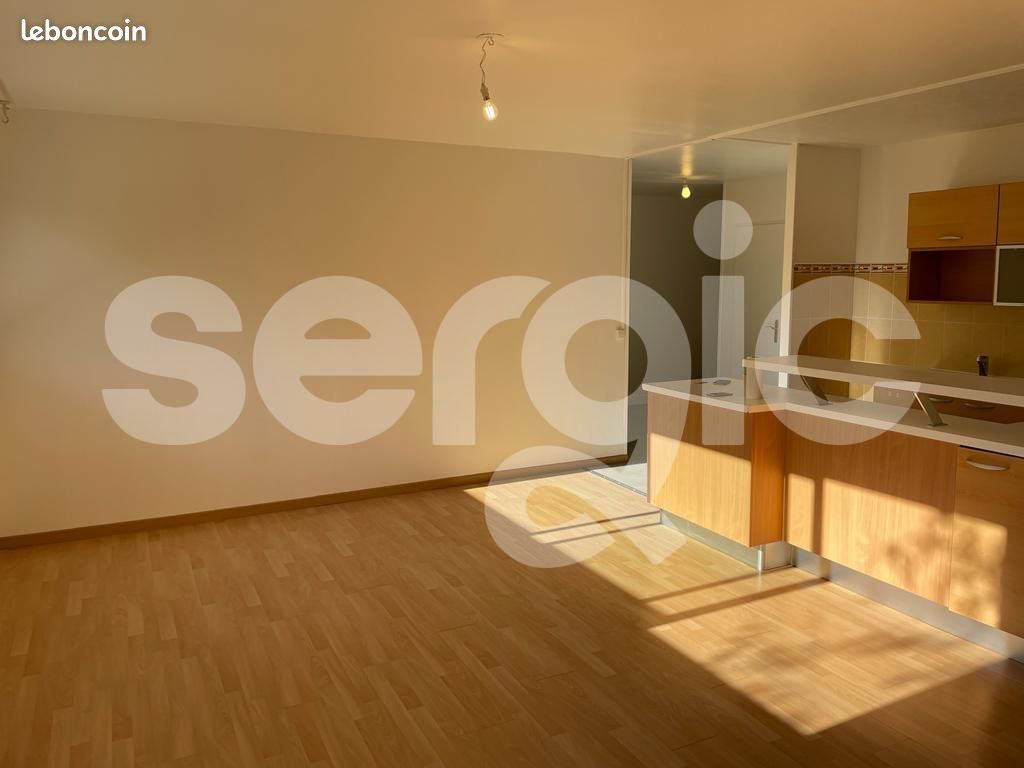 Appartement 3 pièces 80 m² · à Nantes · 80 m² · 950 €/mois