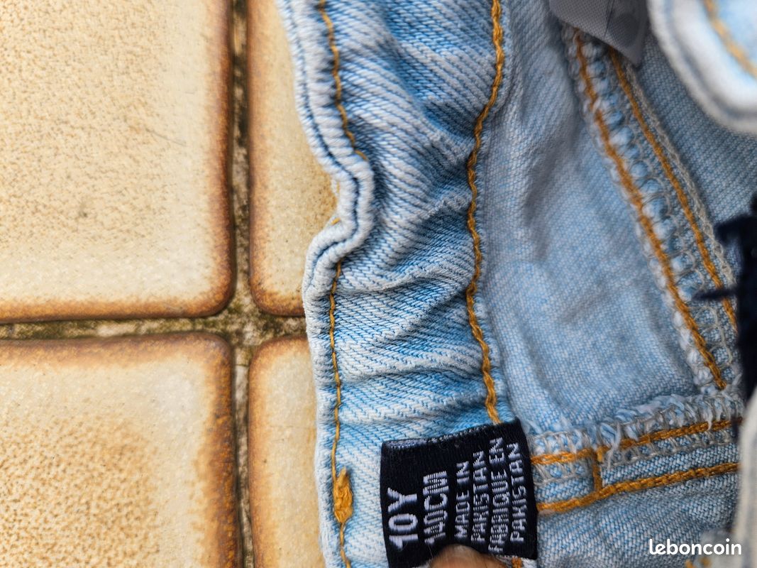 Short en jean T 10 ans (image 4)