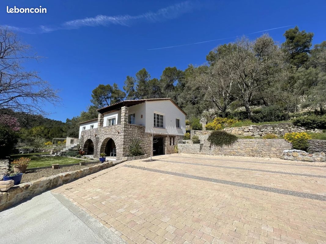 Maison 5 pièces 115 m² · à Le Luc · 115 m² · 509 000 €