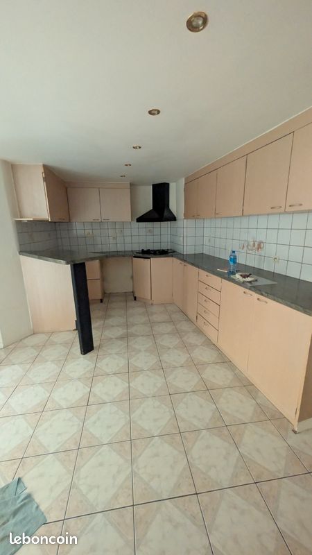 Maison 5 pièces 120 m² · à Metz · 120 m² · 1 200 €/mois