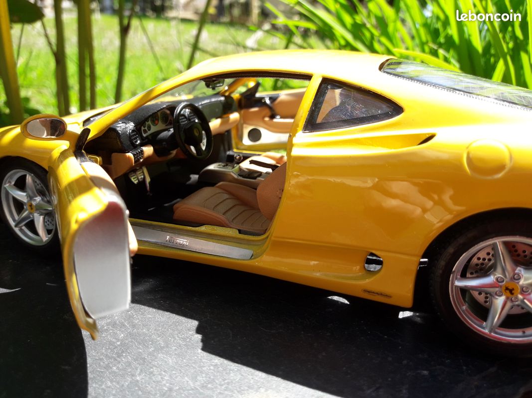 FERRARI 360 MODENA 1/18 Burago Ref 3348 Tbe Grise EUR 49