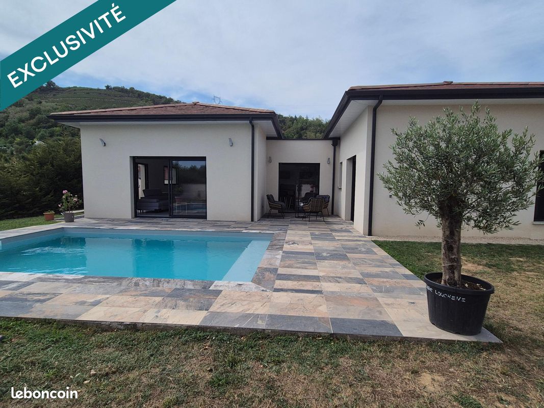 Maison 5 pièces 150 m² · à Limony · 150 m² · 468 000 €