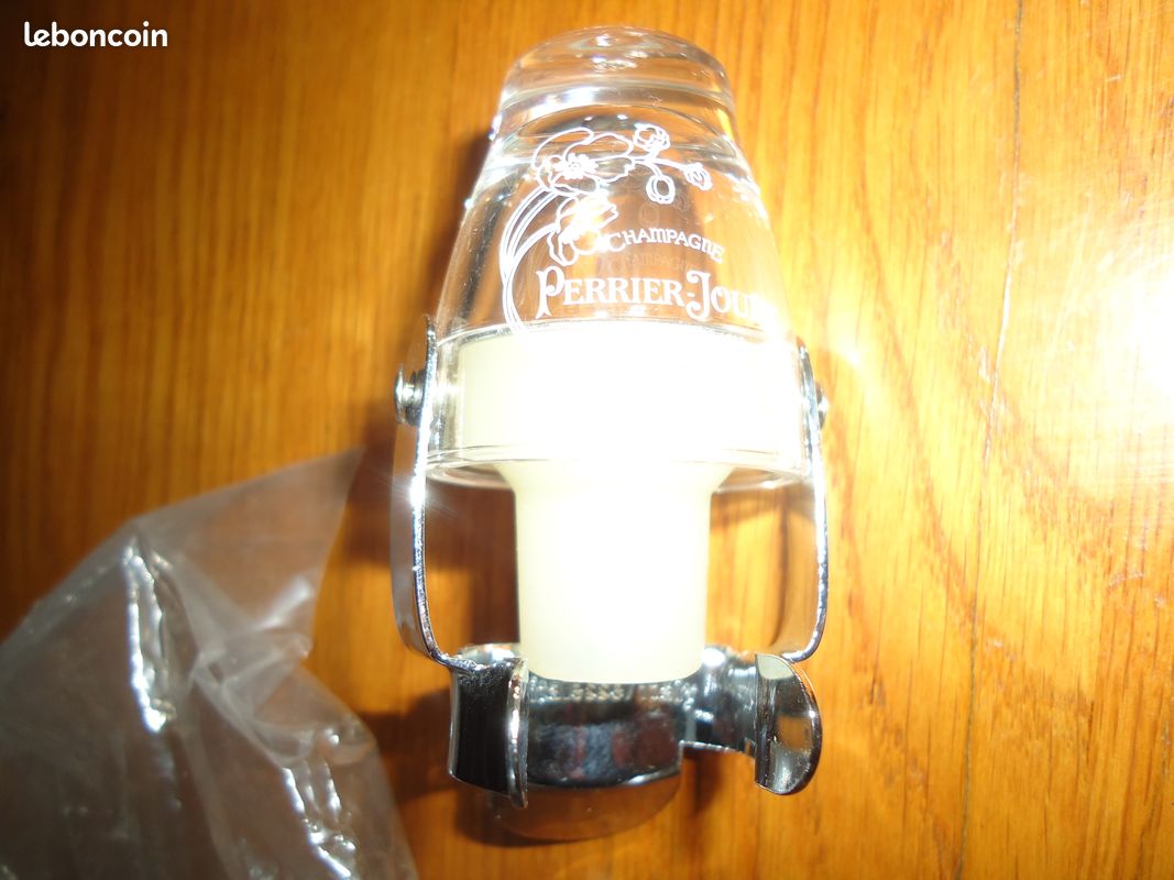 Bouchon champagne ( pièce rare ) neuf jamais utilisé (image 3)