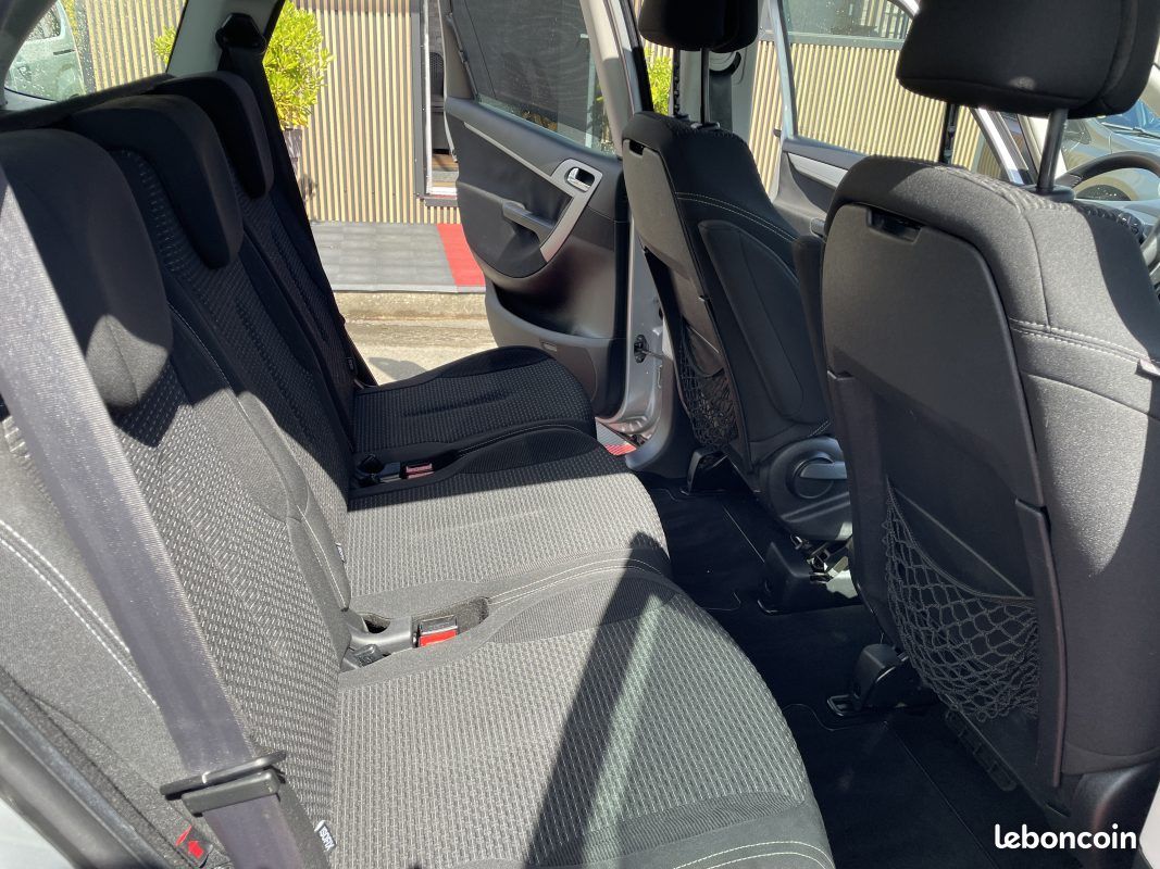 Citroen c4 picasso 1.6 hdi 110cv garantie 3/12 mois 2009 (image 8)