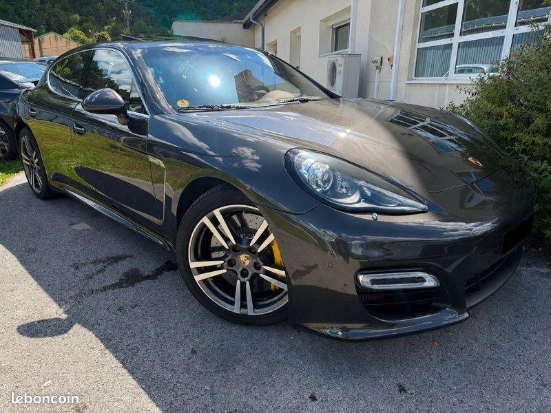 Porsche panamera turbo s 4.8 v8 550 pdk7 / pack sport design / chrono plus / frein céramique / full options / suivi porsche / burmester (image 1)