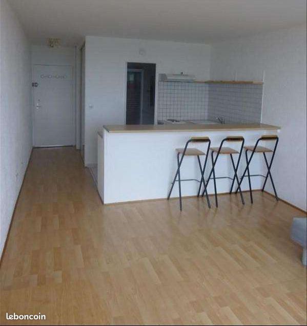 Appartement 1 pièce 31 m² · à Dardilly · 31 m² · 650 €