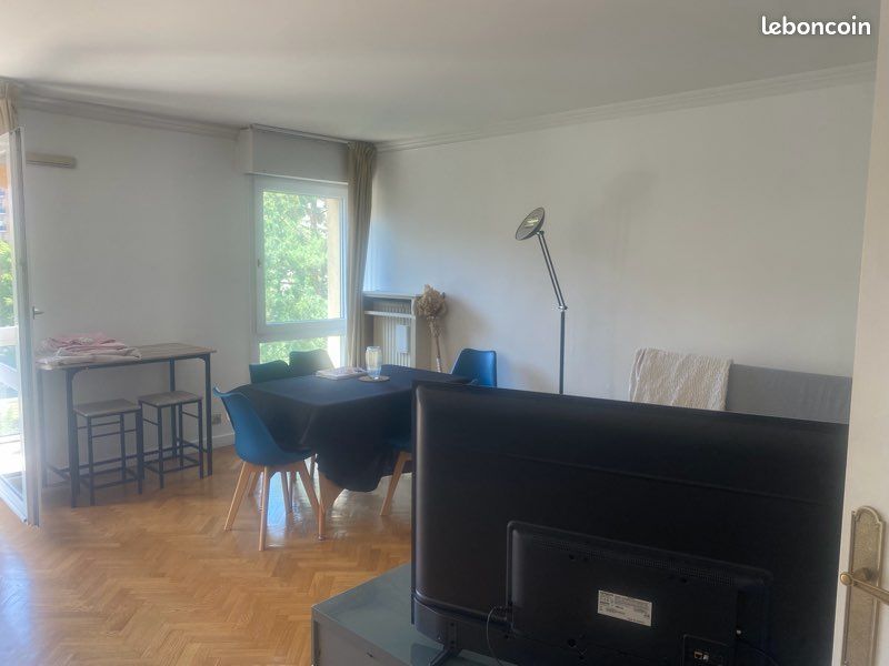Appartement 5 pièces 110 m² · à Saint-Étienne · 110 m² · 900 €/mois